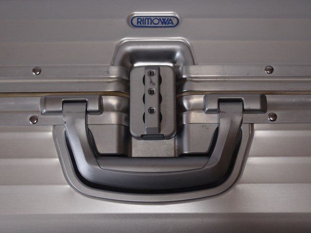 リモワ RIMOWA プルタブ4輪TOPAS 932.77 中古スーツケース 104L